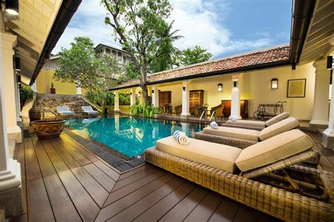 five star hotels in colombo.